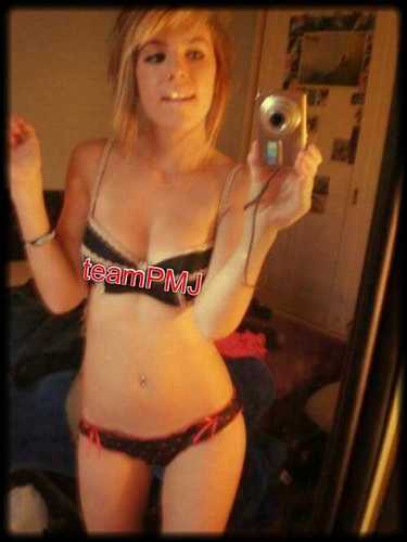 RMGTalkslut's profile picture. I am a Talkslut! I love to talk about everything.