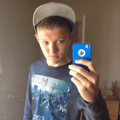 LewissDyton's profile picture. 