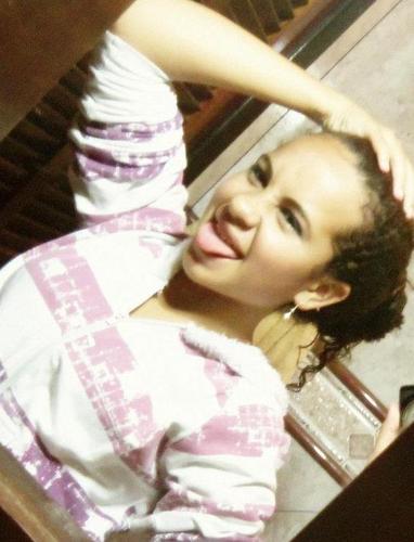 -    Umaa meniinaa loooooouca peloo #Neymar_da_Silva_Santos_Junior ♥