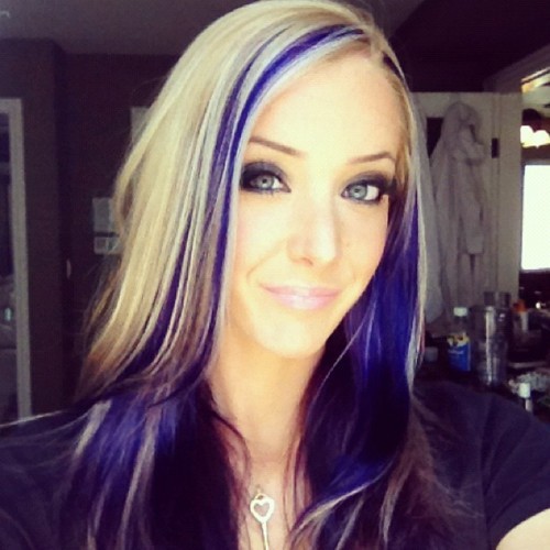 Hey, its NOT Jenna Marbles, I'm the next best thing tho. [RP/Single]