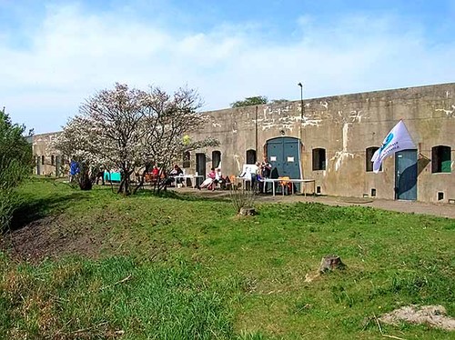 Twitter-account van de vrijwilligerswerkgroep Fort bij Krommeniedijk