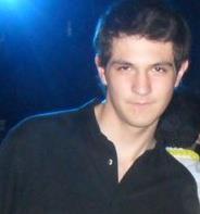 Economista Wannabe vicioso de temas de Marketing Digital, Finanzas y RS.
Tambien Desarrollo Sostenible, Ciencia Económica
y si tas piña ... algo de política.