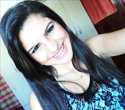 Tainá Maires,15 anos,Capricorniana ;] ,São Paulina, Extrovertida , Irritante e Feia (((: