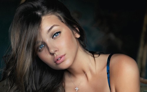Follow for some funny, interesting tweets!
#TeamFollowBack