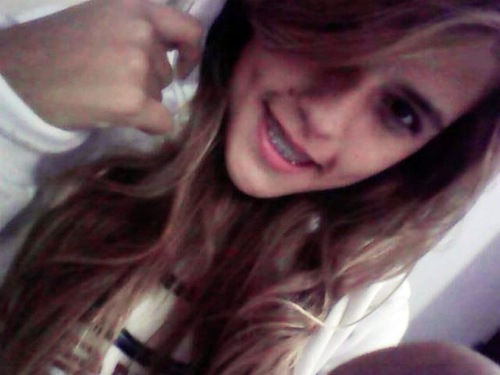 chata,impossivel, terrivel,teimosa,orgulhosa
sou tudo...menos perfeita
PODE VIM QUE TÁ TUDO PALMIADO!! (8'
EU ME AMO EM PRIMEIRO LUGAR! :)