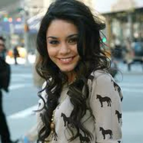 SophBella12's profile picture. Heyy I'm Sophia. I'm 16 years old and I love my dads Kurt and Blaine, my brother Logan & my uncle Cooper. New Directions member and Cheerios captain (RolePlay)