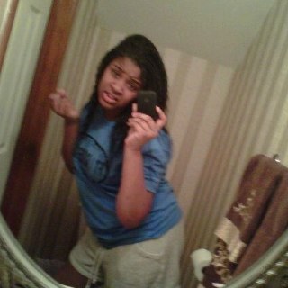 seccchic's profile picture. 