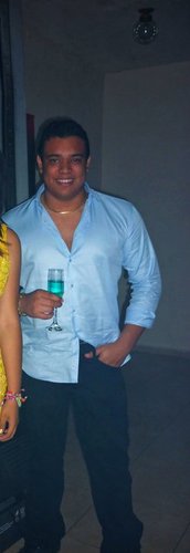 -Profesional en Finanzas y Negocios Internacionales-  |Never Back Down|