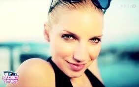 Thomege's profile picture. N :Naturel A :Adorable D :Drôle E: Energique G :Gentile E:Emouvante cèè @NadegeOfficiel!JAI UN PROBLEM AVC CE COMPTE SUIVER MOA SUR @someonelikeb VIVE NADEGE :)