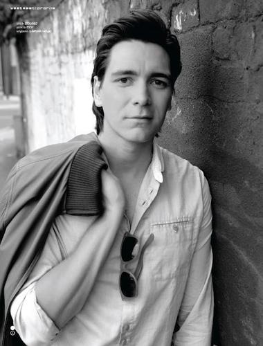 GideonP_'s profile picture. Wandering is the way to go!