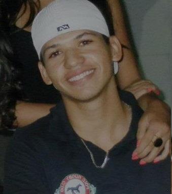 Ariano. Estudante de direito. 17 anos. Corintiano. #Ousadia&Alegria  https://t.co/T8Sh6iH23N