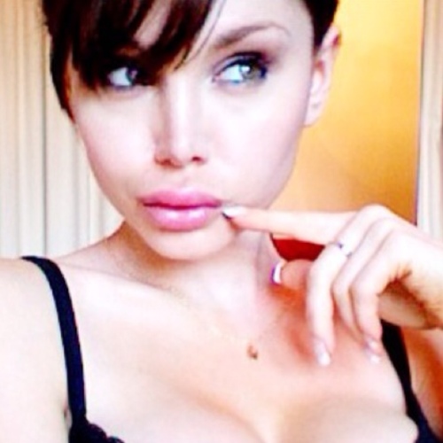 ecandy101's profile picture. 