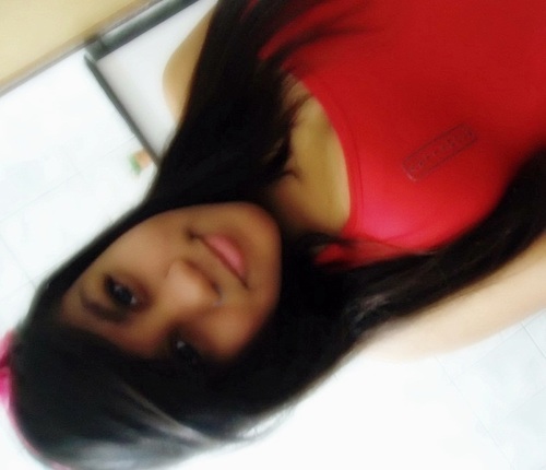 , * irmã da @__Babisouza ❥ * AMO RAP ❥ amo moletons maiores que eu *o* ;; amo boné *u* ; *  & só bem legal u.u me segue ae ;D ;;