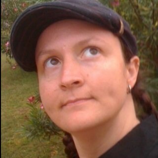 Mz_Niko_Bee's profile picture. idj and icreate ...