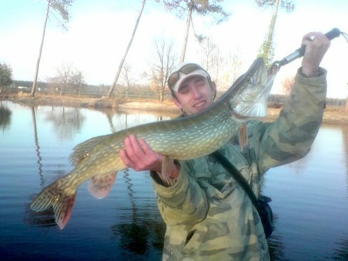 mat3324's profile picture. Ma passion : la pêche et la photo ; )