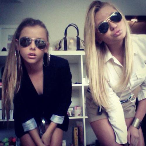 i'm italian.. and i'm a big fan of cody robert simpson...i love he 3