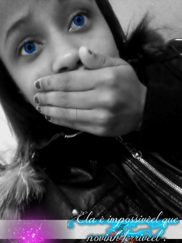 Sou Mãe Da @Rhaissa_Moniere & Mulher Doo @MaykonGavioes16 , Soo aaw #Piquenna Da @EmelydeS , &' Palhaça Da @KaulitzGabriely , Apenas Mais Uma Entre Milhares .