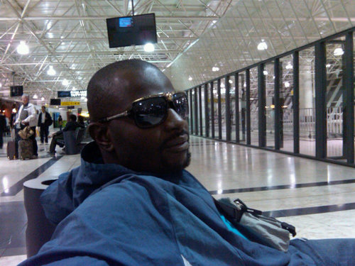 laseun's profile picture. 😀