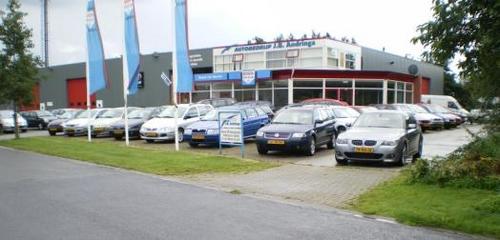 Autobedrijf J.B. Andringa is een universeel autobedrijf voor al uw onderhoud, APK-keuringen. Ook bieden wij u betrouwbare occasions en nieuwe auto's aan!
