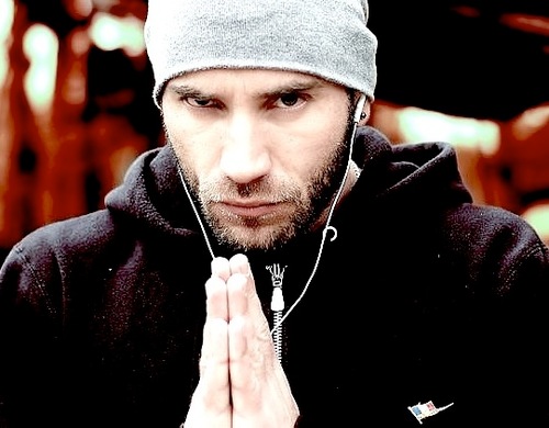 $ RAP PERFORMER, WINE MAKER, PROFESSIONAL ARTIST! TRANSLATOR OF ENGLISH, ITALIAN, RUSSIAN & ROMANIAN. http://t.co/qRvpuLQKjJ