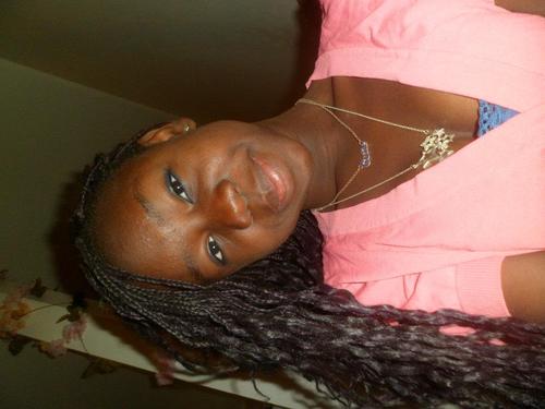 Katharine babie here wold love to have fun I'm loud I love wearing w.e. I want love me or hate mhi your problem 