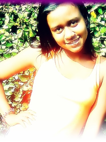 α meninα mαis simples mαis nαõ certα,que gostα de fαzer αmizαdes,de ficαr no orkut e msn e Twitter :)
Sєjα σ q fσr sєjα σrίgίnαl® rєcusє ίмίтαçõєs ←