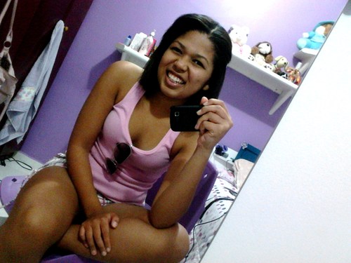 Eu sou muito sensato, as vezes emotivo.
Eu sou um tanto chato, um tanto positivo.
Logo, de fato, complicadamente Vivo. ♫