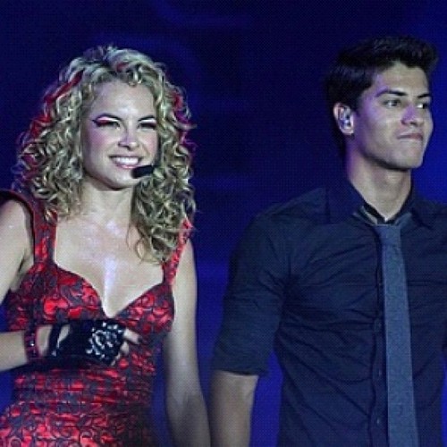 #FC Pro Plastic Mais Lindo da Galáxia,Chay Suede S2  #TE #AMO #ROOBERT S2 Fiz dia 11-12-11 #Ofc.por @LagrimaFlor @isCharlotte Entre outros *----* #Segue?