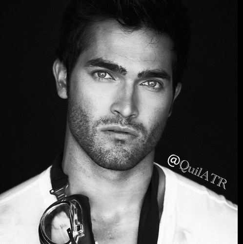 ImQuilAtearaV's profile picture. ---Inactive account---