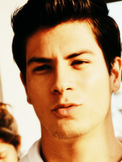 Um Anjo Maraviilhooso que Deus me deu,Nem todas as palavras lindas do mundo define todo o meu amor por você! @aguiarthur Eu Te Amo de uma forma inexplicável.. ♥