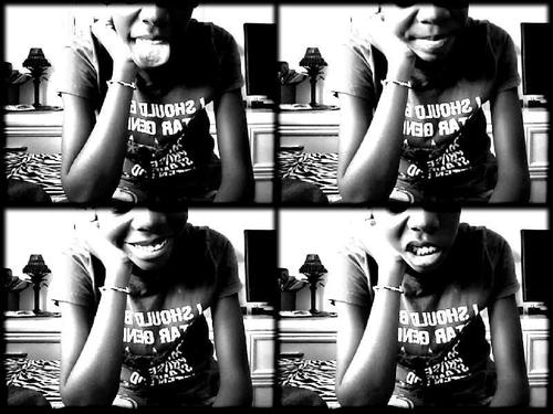 Twifey l @ColorBeeSwagg !
Tumblr l Coming Soon ! 
My Rollmodel l @Beauty_OMG 
Mwuahh .❤ .