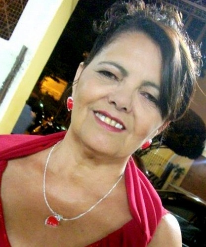 Eu costumo guardar as coisas para mim, porque na realidade, ninguém realmente se importa.
