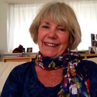 DianaTS96's profile picture. 