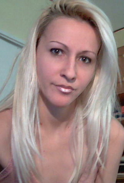 twitRmoneybabe's profile picture. I'm here to explore the various ways of making money on Twitter