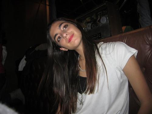 fans club oficial de @ferarozq desde argentina apoyando a esta hermosa actriz e integrante del dueto #fridas♥ fer nos sigue desde el 22/01/2012