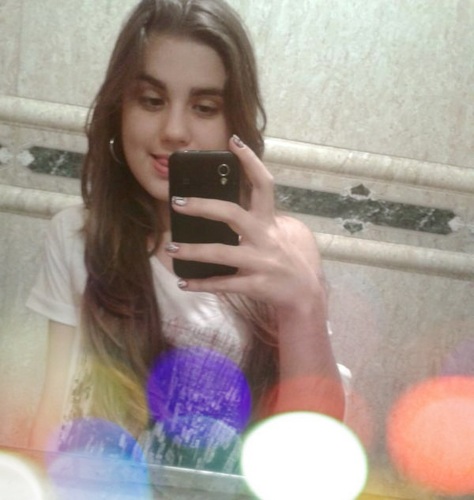 Bio?Pra q?Minha vida só se resume em JustinDrewBieber e DemetriaLovato,sim,Belieber &' Lovatic com muito orgulho,meus fcs @iSexyJussBieber @iPhoneDemsDream.