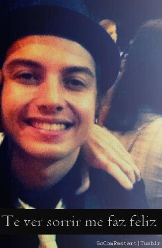 Para tu amor lo tengo todo
Desde mi sangre hasta la esencia de mi ser ♫ Fãn Clube Dedicado ao ídolo Mais Lindo n_n @pelanzarestart Since: 01/03/12 Dona : Bruna
