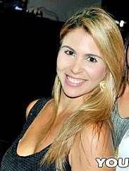 Capricorniana, estudante de psicologia, temperamento forte e coração mole.  Recife- PE