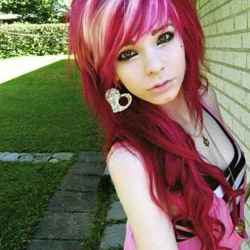 ParkerWTaylor's profile picture. Im Parker. I live in NYC with my high-strong parents (Literally) and my best friend, only friend. Victoria. She basically controls my entire life. #oc|#ooc