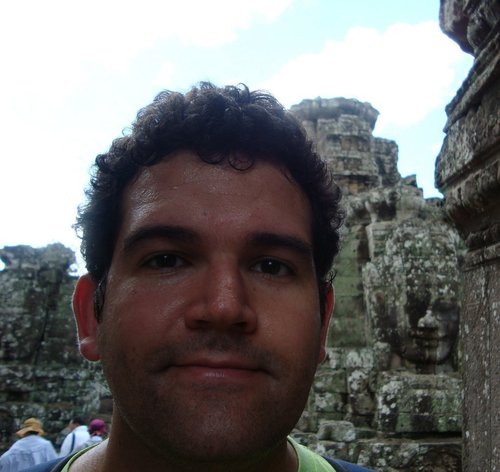 JacoboMartinA's profile picture. No rozaron ni un instante la belleza.
Ya, yo tampoco.