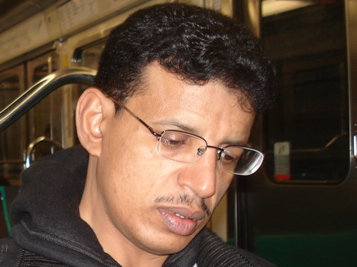 شاعر وأكاديمي صدر له 16 كتابا: دواوين شعرية ودرسات نقدية؛ مهتم بالفنون والمسرح؛ والرياضة؛ رئيس نادي الوطن الرياضي سابقا.