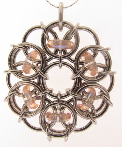 I'm a busy mom, a compounding pharmacy technician, and a creative woman with a chain maille business - Xairian Maille