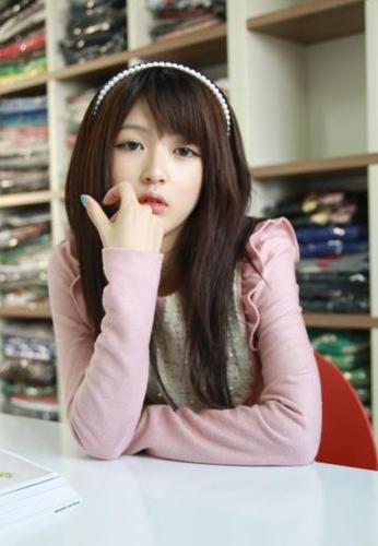 Ordinary girl, studied at Kyoto University of Foreign Studies :)
