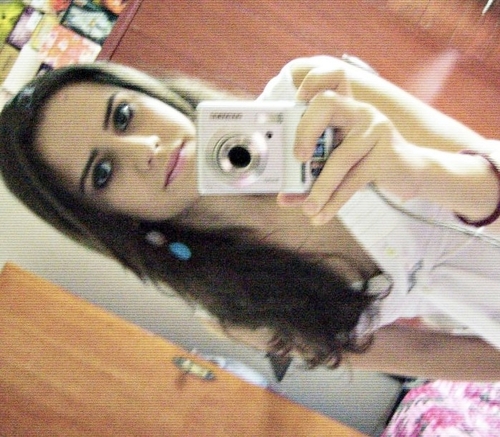 Just close your eyes and enjoy the roller coaster that is life.   :)  xxx 
-  Zayn Malik 
http://t.co/AlgmUFuW