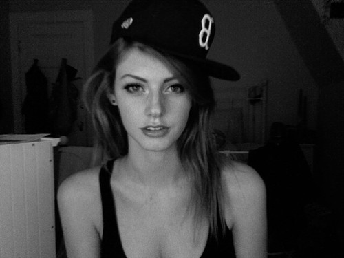 Jimbo8572's profile picture. I'm Ashleigh,17. Singllee(;  Follow me ! I ALWAYS follow back !