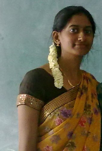 hi!!! evry1 am a very short tempered person..but at the same time a person who loves to be with my loved ones always.....i love admiring nature and birds esp:)