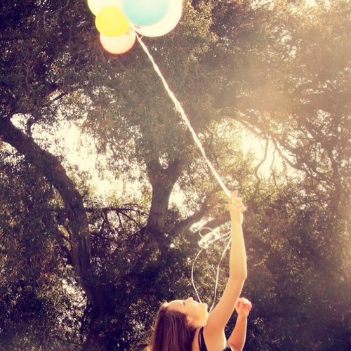 sheliveslifelyk's profile picture. Bio's are awk. twitter is like the friend I can tell anything to. girl of many feels and dreams. prepare for relatable  tweets! ◕‿◕