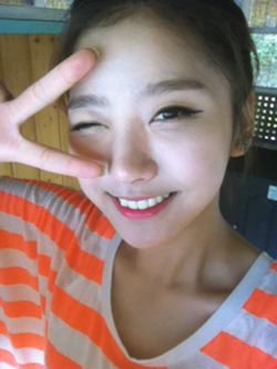 Yooyoung 95Lines | Hello Venus New Pledis GirlBand | part of @SMERCRolePlayer | imma ze cute blonde maknae :3