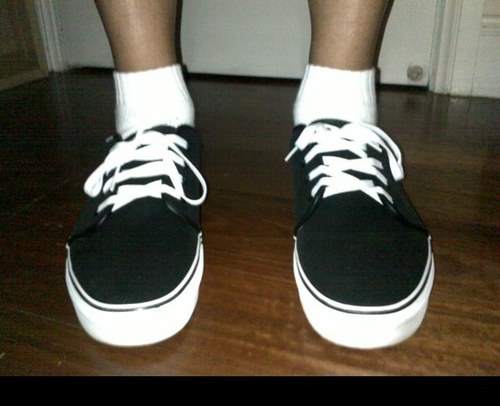 b_r_e_t_t's profile picture. 