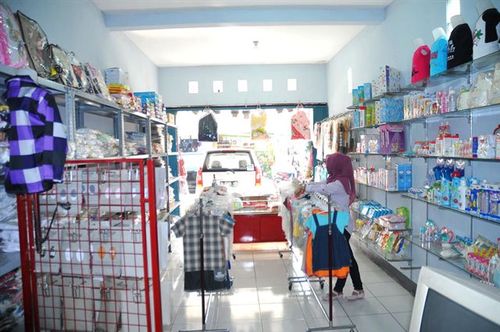Sedia paket toko perlengkapan bayi & pakaian anak langsung dari Tanah Abang. Belanja 10 jt harga distrib. Email: cs@grosirtanahabang.com & PIN 3222F56A